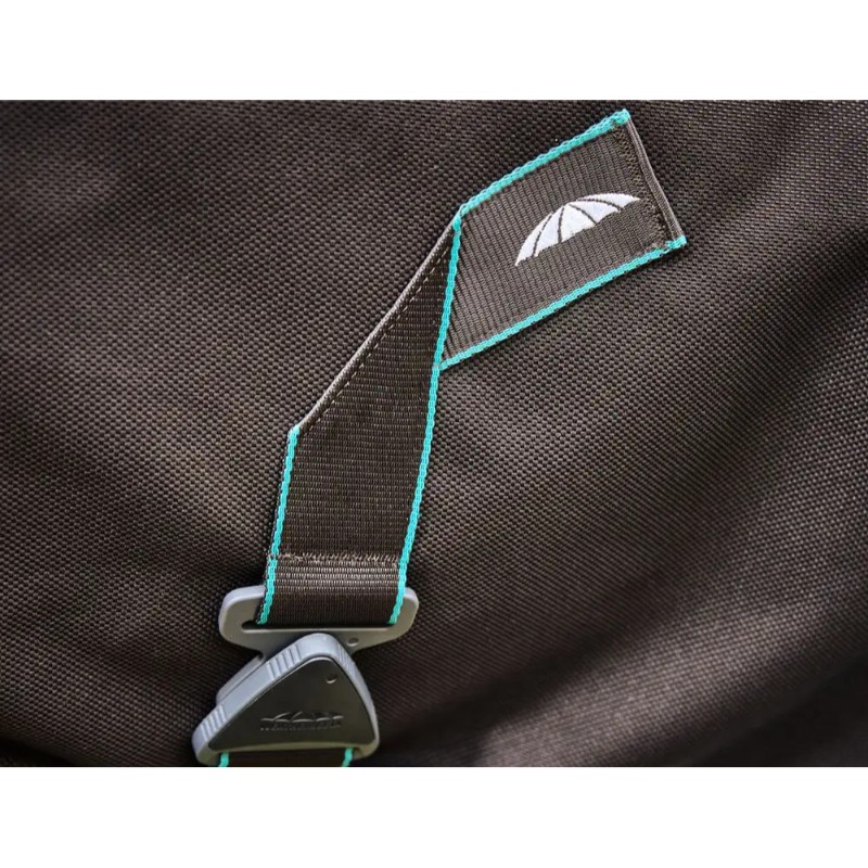 Weatherbeeta eemaldatava kaelaosaga õuetekk Comfitec Ultra Comfi 1800D - Must